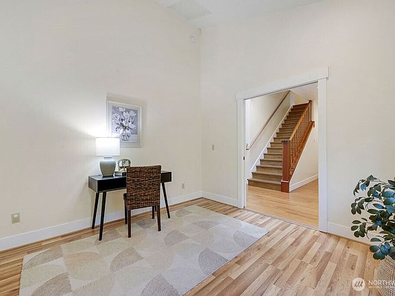 5th image of 4770 Willamette Street