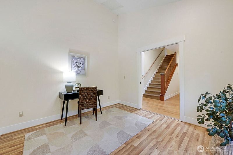 5th image of 4770 Willamette Street