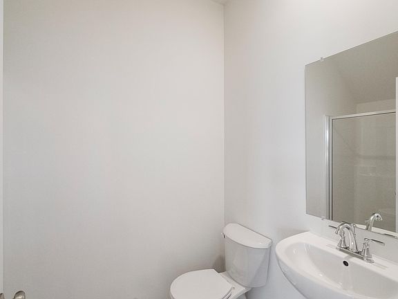 5th image of 1609 E Parkside Ln