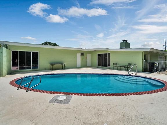 2nd image of 3740 Wilder Ln