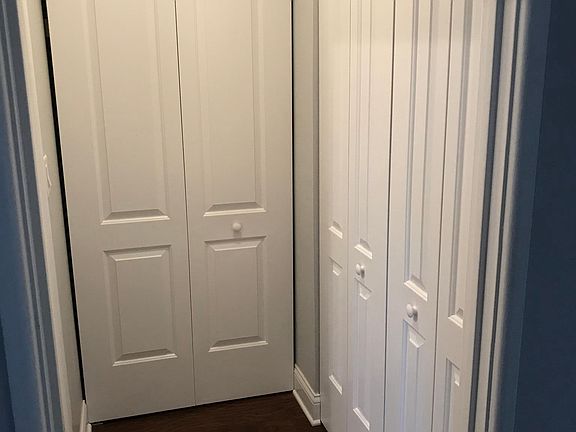 5th image of 5534 1/2 N Kenmore Ave #303