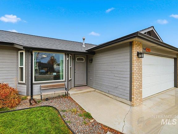 3rd image of 74 S Peppermint Dr