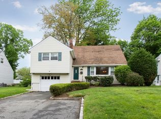 21 Cedar Grove Pkwy, Cedar Grove, NJ 07009