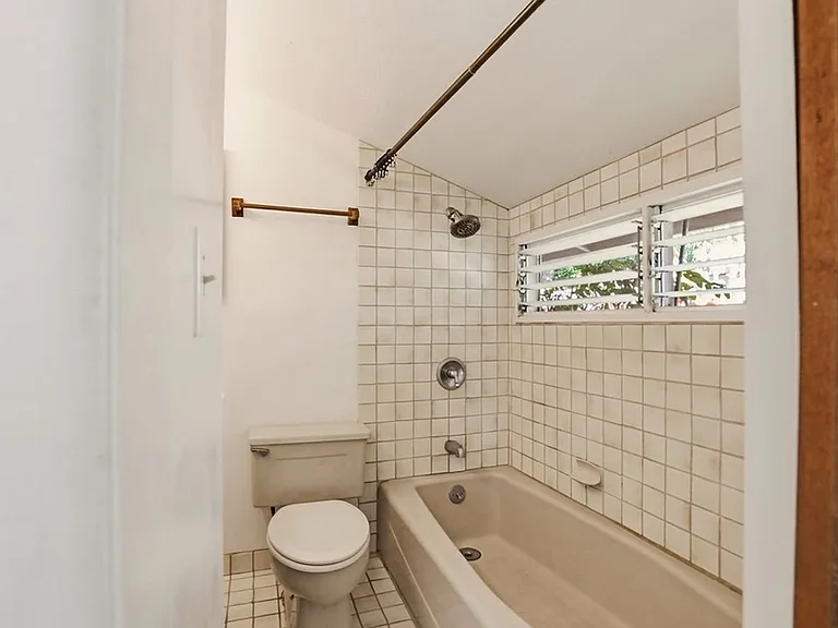 1032 Kainui Dr — Photo 11