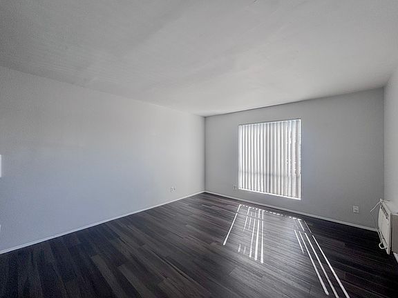 2nd image of 389 S Lincoln Ave APT 7