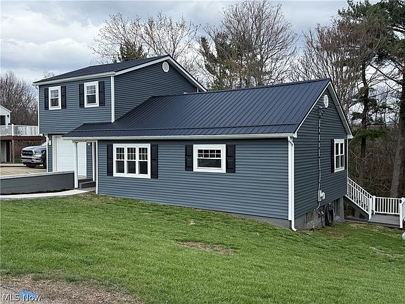 3rd image of 17 Grandview Rd