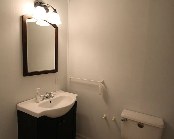 731 Level St — Photo 16