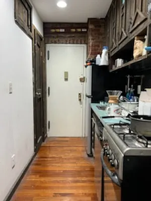 Rented by PocketBroker Inc | media 12