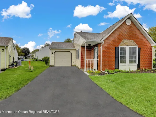 4 Gatley Close #1000, Freehold, NJ 07728
