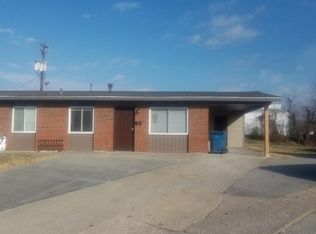 16 Duplex Ct, Collinsville, IL 62234