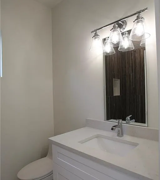 705 Harris Ave #A — Photo 12