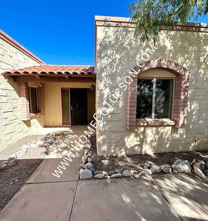 1st image of 5224 E Alta Vista St