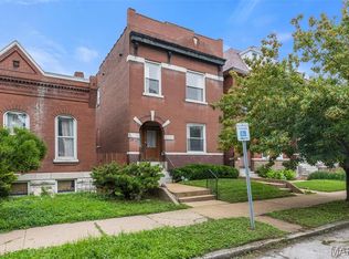 4405 Arco Ave, Saint Louis, MO 63110