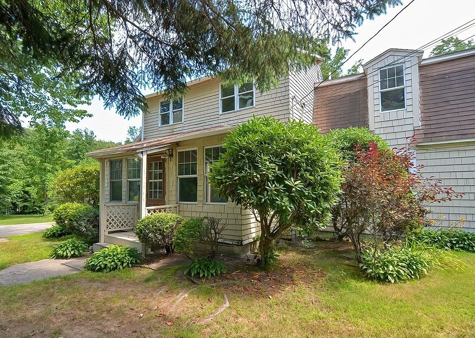 446 Douglas St, Uxbridge, MA 01569 Zillow