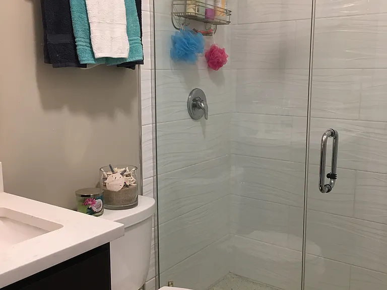 1212 W Henderson St #3 — Photo 8