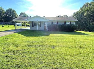 155 Rolling Hills Dr, Tennessee Ridge, TN 37178