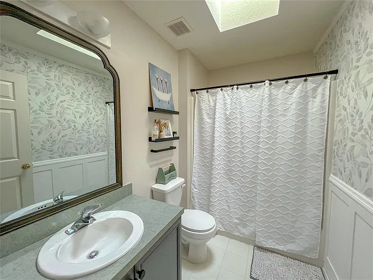 6725 SW 83rd Ter — Photo 13