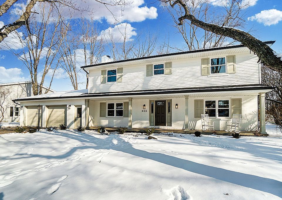 1st image of 455 Lynshire Ln