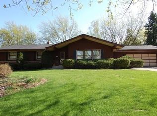 16765 Eldorado Dr, Brookfield, WI 53005
