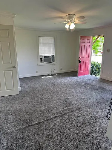 110 Pine St Photo 1