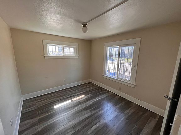 3rd image of 4710 S San Pedro St