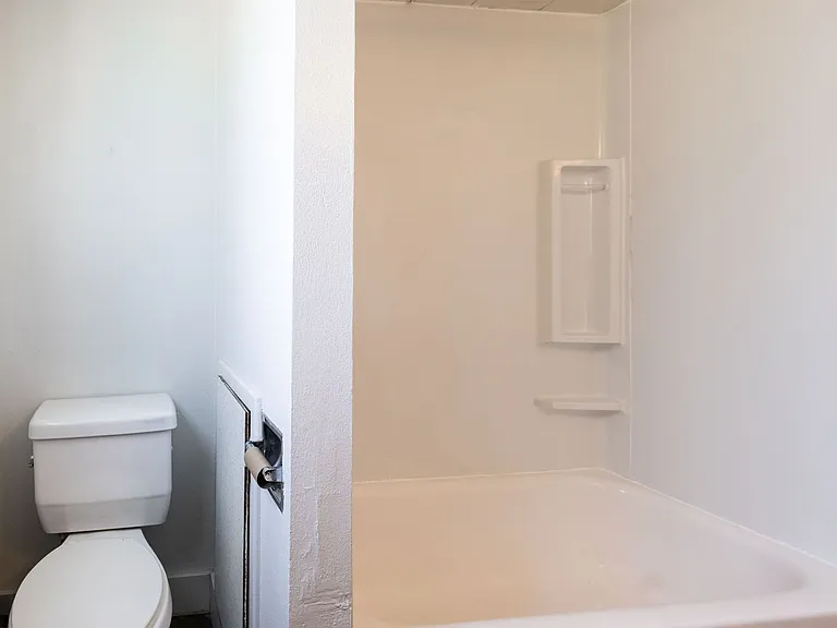 D1420AV — Photo 10