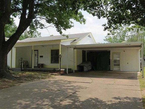 3rd image of 2222 Belvedere Blvd