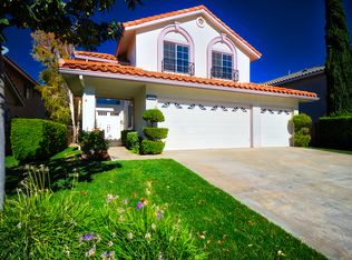 28747 Woodside Dr, Santa Clarita, CA 91390