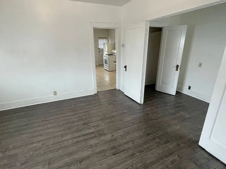 Carlson 4 Plex — Photo 12