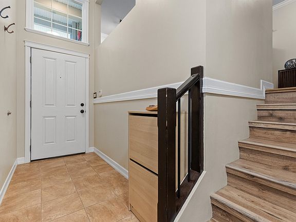 2nd image of 46832 Hudson Rd #18