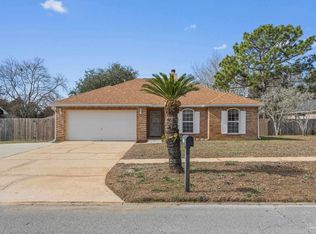 2237 Prytania Cir, Navarre, FL 32566