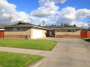 3972 N 4th St, Fresno, CA 93726
