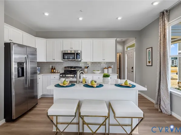 4122 Ebbies Xing, Midlothian, VA 23112