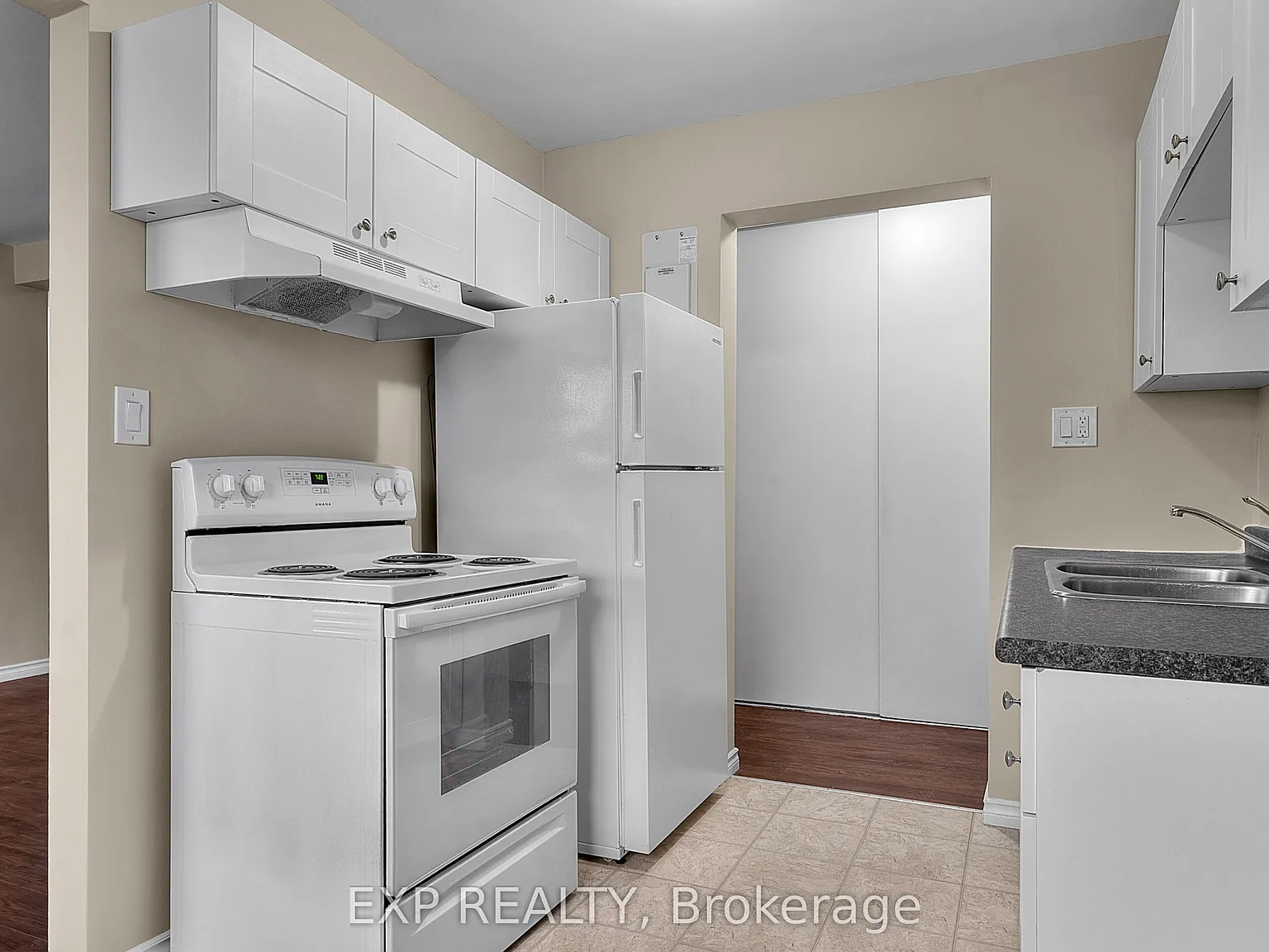 2 bed, $1,750 — Photo 2