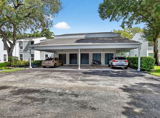 6101 Old Court Rd APT 140, Boca Raton, FL 33433