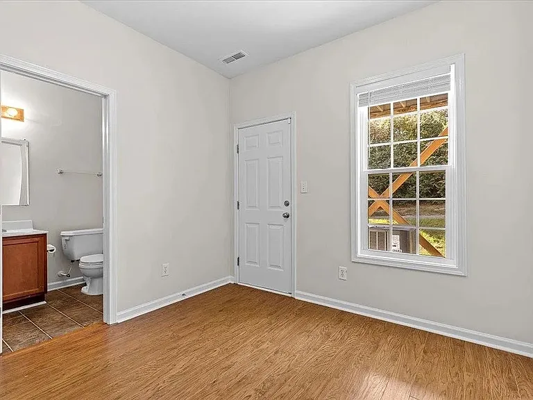 650 Ganyard Farm Way #8 — Photo 10