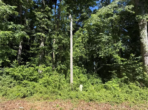426 Florence Cir, Statesville, NC 28625