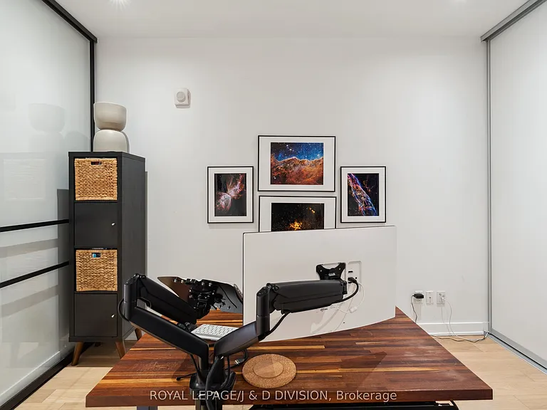 8 Dovercourt Rd #207 — Photo 17