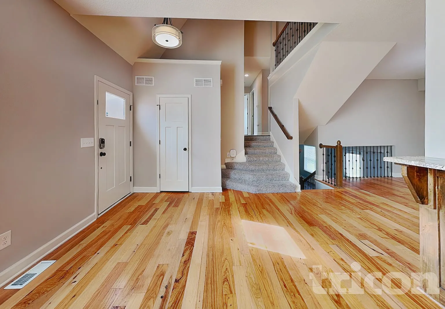 644 SW Crestview Dr Grain Valley MO — Photo 2