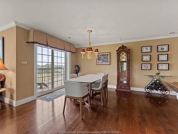 4th image of 34 Boblo Island Blvd #507