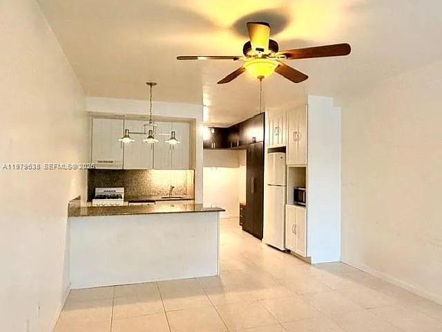 2445 Lake Pancoast Dr #7 — Photo 12