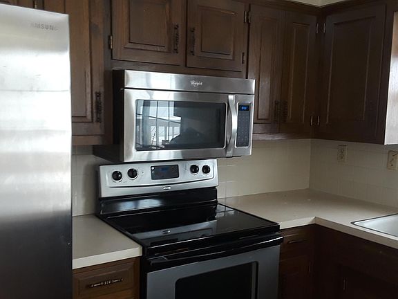 3rd image of 11710 E 60th St