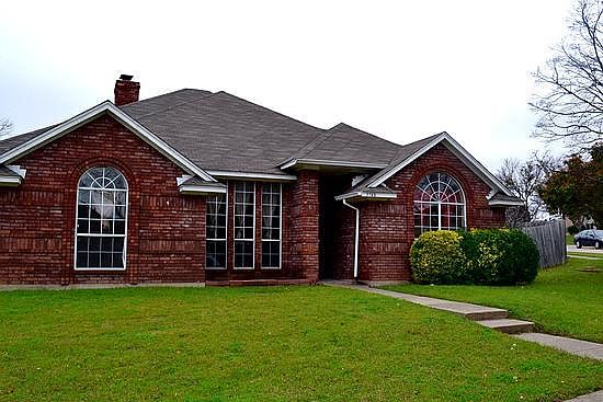 1st image of 2748 Windswept Ln