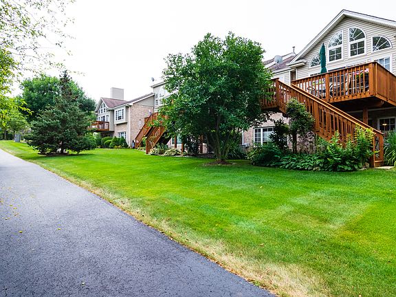 4th image of 11516 Lake Shore Dr