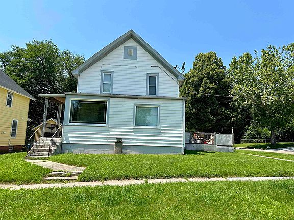 3rd image of 303 Howard Ave