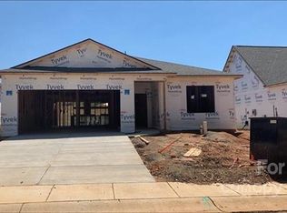 6120 Pier Dr #1143, Denver, NC 28037