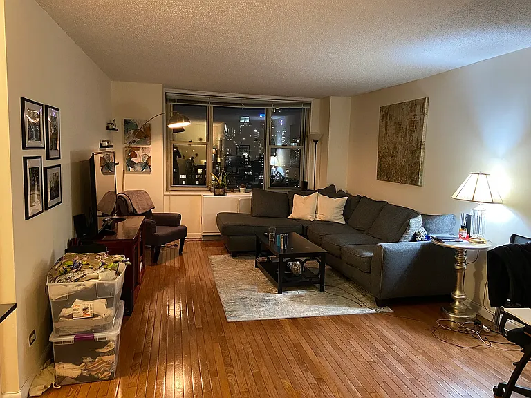 301 E 79th St #35-R — Photo 5