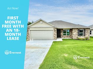 8315 E Queens St, Broken Arrow, OK 74014