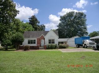 609 E Main St, Oak Grove, LA 71263
