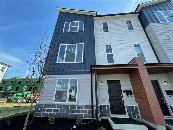 2nd image of 3121 Bolton Square Blvd